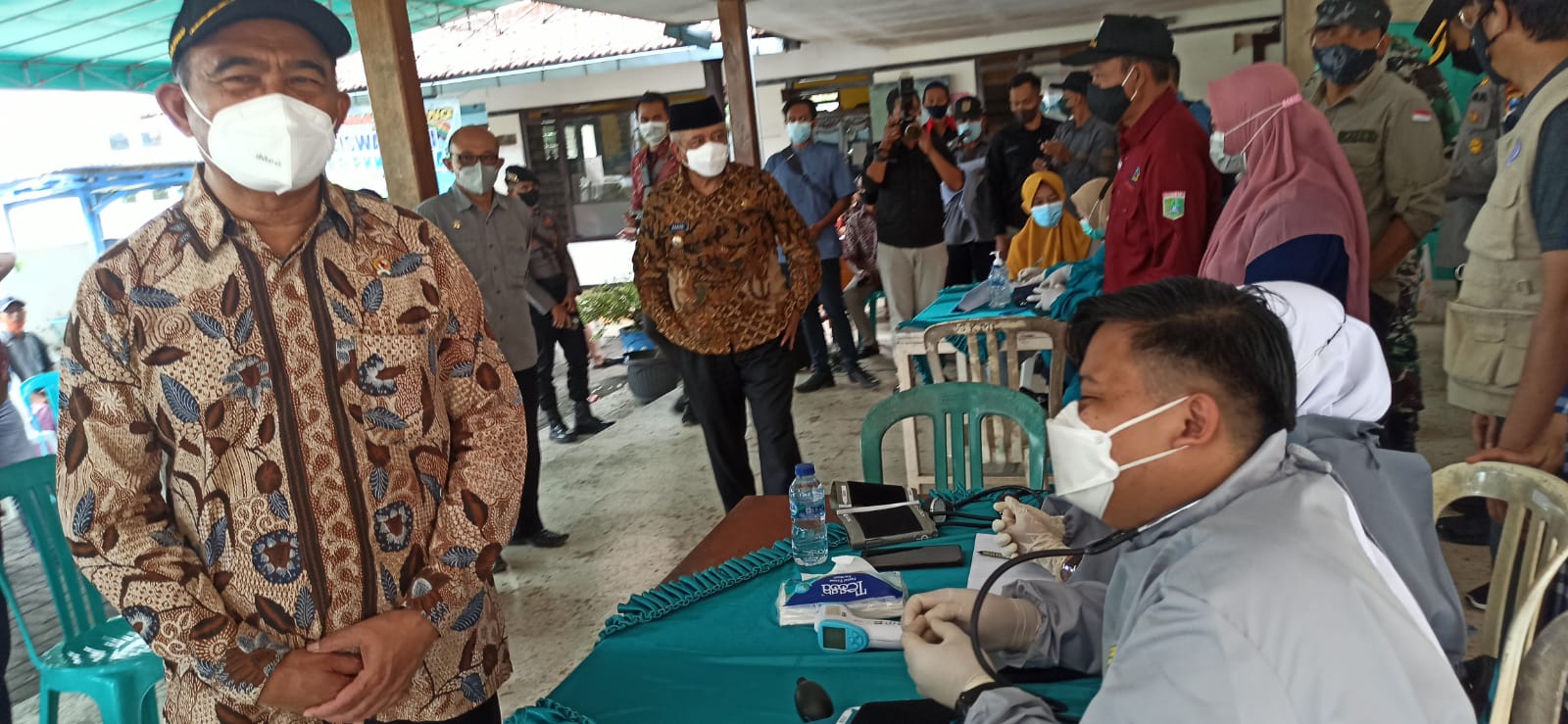 Vaksinasi di Desa Kemulan (4)